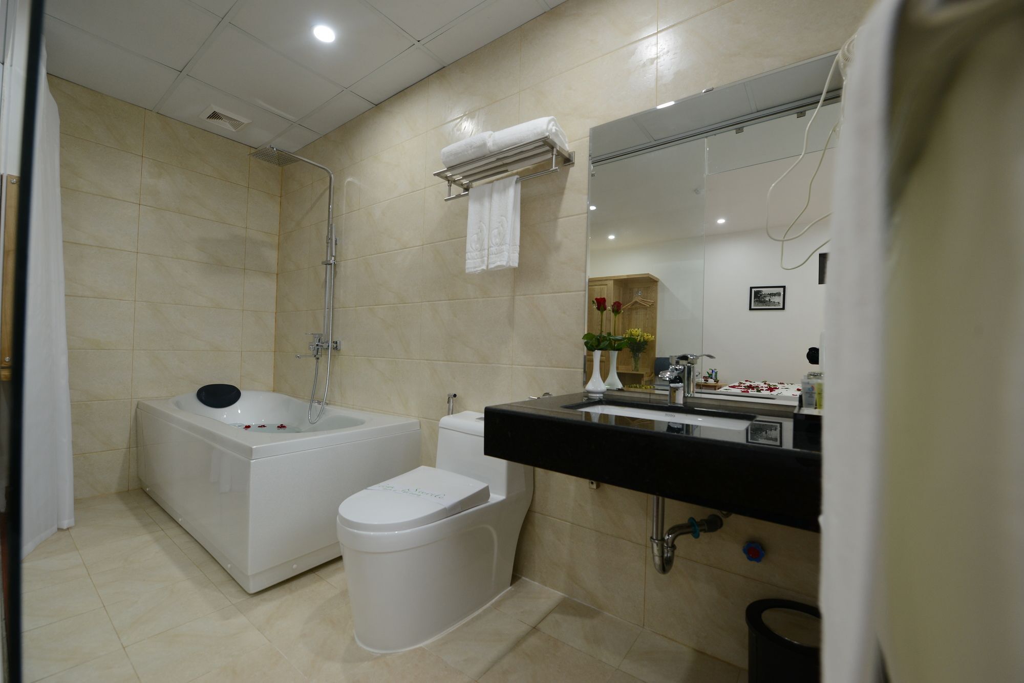 Blue Hanoi Inn City Hotel Luaran gambar